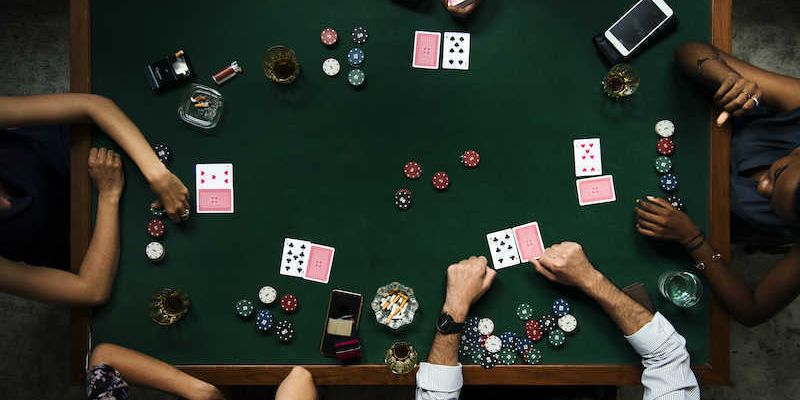 Nguyên tắc showdown trong cách chơi bài poker